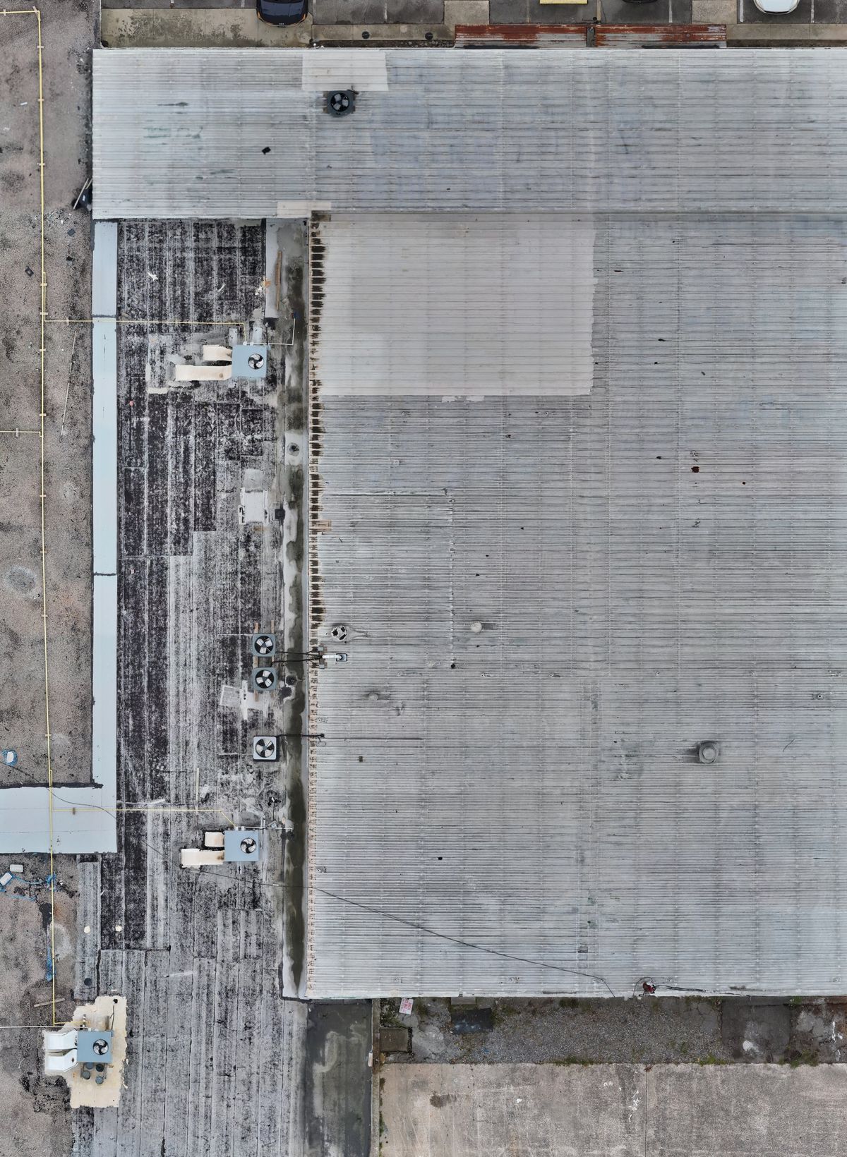 Daytime aerial photo map of a commercial roof